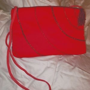 Zip clutch with shoulder strap